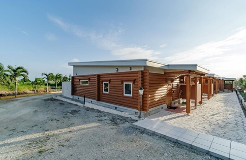 Miyakojima Casa | 3 nights Log house with outdoor jacuzzi with 3 b / Miyakojima Okinawa