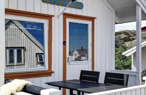 Gullholmen Casa | 3 person holiday home in Gullholmen