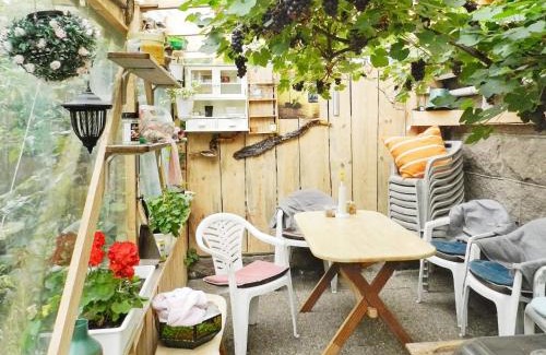 Lysekil Apartamento | 3 person holiday home in LYSEKIL
