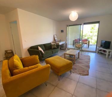 Estanove Apartamento | 3 pièces agréable et cosy proche centre-ville