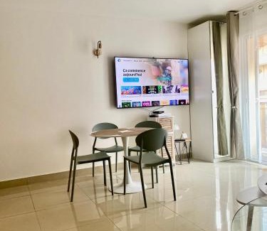 Le Suquet Apartamento | 3 pièces- Vieux port- Terrasse - Parking Possible