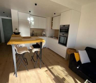 Saint-Jean-Cap-Ferrat Apartamento | 3 Piéces confort climatisé vue mer, 4 personnes à Saint-Jean Cap Ferrat à proximité de monaco et menton