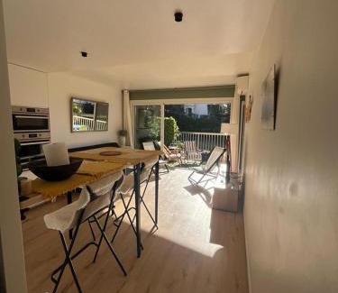 Saint-Jean-Cap-Ferrat Apartamento | 3 Piéces confort climatisé vue mer, 4 personnes à Saint-Jean Cap Ferrat à proximité de monaco et menton