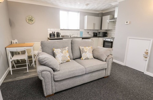 Marske-by-the-Sea Cabaña | 3 PROSPECT TERRACE, pet friendly in Marske-By-The-Sea