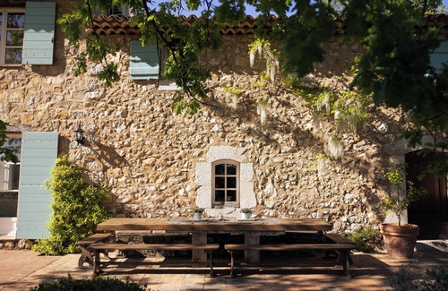 Fox-Amphoux Casa | 🌿 3. Provence pur sang: pool, tennis, tranquility and entertainment on private estate