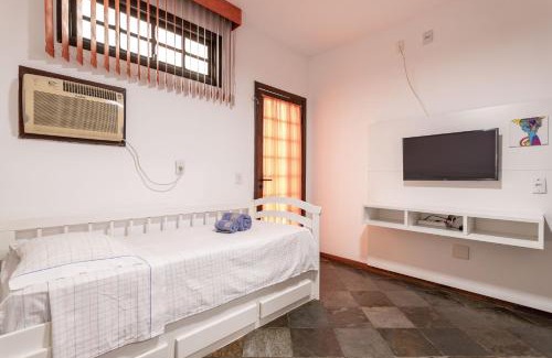Niteroi Casa | 3 Quartos à 10km de todas as praias