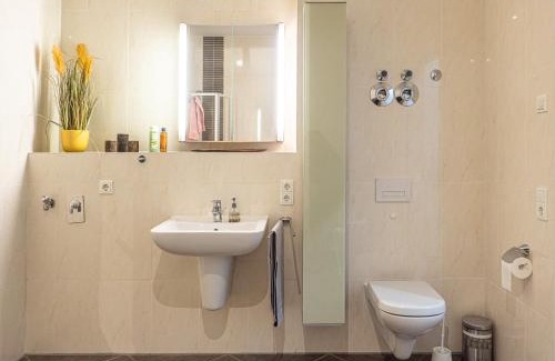 Radebeul Apartamento | 3 Raum FeWo Karl May, gehobene Ausstattung, Radebeul-Ost, 76qm