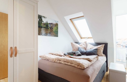 Andreasvorstadt Apartamento | 3 Raum-wohnung mit Blick auf die Zitadelle Petersberg - Neu-wohnung mit Blick auf die Zitadelle