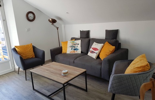 Saint-Vaast-la-Hougue Apartamento | 3-room apartment center Saint Vaast la Hougue
