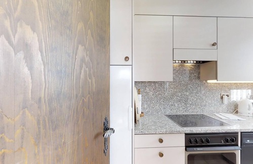 Celerina-Schlarigna Apartamento | Apartamento 3 ½ piezas en la planta baja.