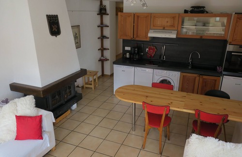 La Salle-les-Alpes Apartamento | Apartamento de 3 habitaciones de nueva construcción con terraza