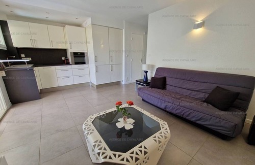 Cavalaire-sur-Mer Apartamento | Apartamento T3 en Cavalaire-sur-Mer - Terraza con vista al mar y estacionamiento