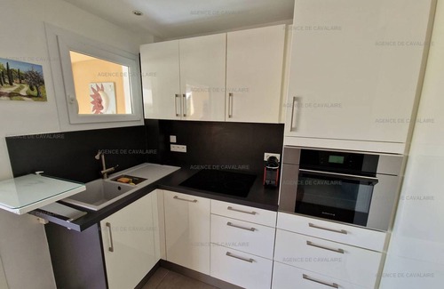 Cavalaire-sur-Mer Apartamento | Apartamento T3 en Cavalaire-sur-Mer - Terraza con vista al mar y estacionamiento
