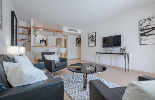 Pointe Croisette Apartamento | 3-Room Apartment in Prestigious Residence