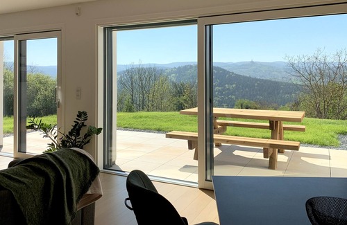 Dabo Apartamento | Grand Rocher-Apartamento-Apartamento-Baño en la habitacion-Vista a la Montana