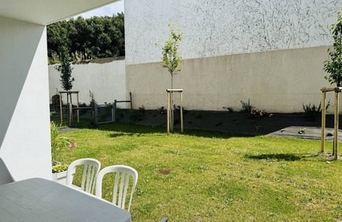 Saint-Pierre-Quiberon Apartamento | 3-room town center, enclosed garden, 150m from the beach