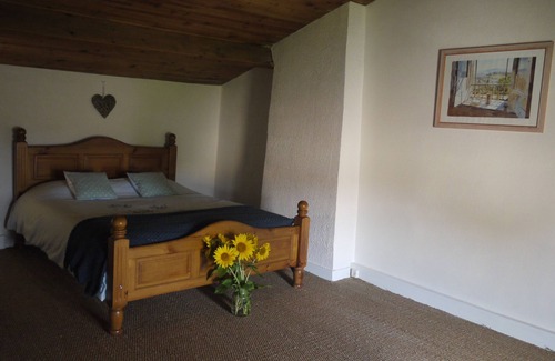 Aujac Otro | 3 RUE DES Oiseux - Farmhouse Holiday Rental