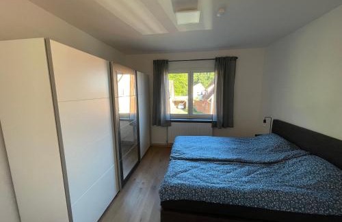 Hagenburg Apartamento | 3 Schlafzimmer l Südbalkon l Waldrand l Saniert