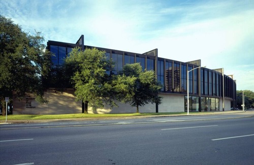 Texas Medical Center Casa | 3 Spacious Units! Near Museum District and Houston Zoo, with Outdoor Pool