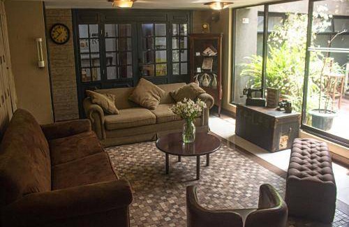 La Mariscal Hotel | Hotel de 3 estrellas ∙ Filatelia Suites & Travel