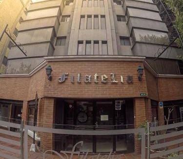 La Mariscal Hotel | Hotel de 3 estrellas ∙ Filatelia Suites & Travel