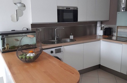 La Ciotat Casa | 3-star house + access to large residential swimming pool