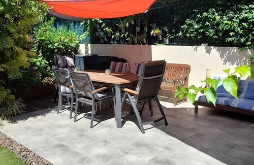 La Ciotat Casa | 3-star house + access to large residential swimming pool