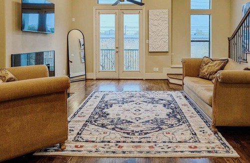 East Downtown Houston Apartamento | 3 story downtown Houston getaway