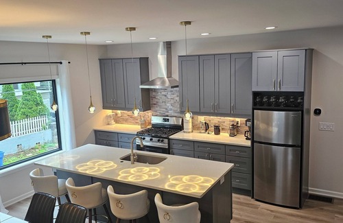 Home Park Casa | 3-Story Tumlin home near GA Tech
