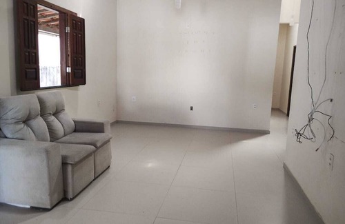 Vera Cruz Casa | 3 Suítes no Arauá