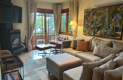 Planalto Apartamento | 3 suites com Jacuzzi e Lareira - Duplex perto do Centro