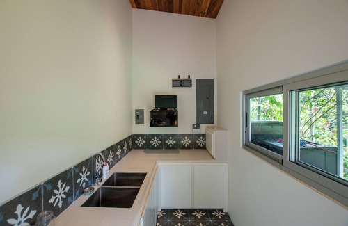 Ciudad Cortes Casa | 3 suites-Large pool-Ojochal-Private-Easy access