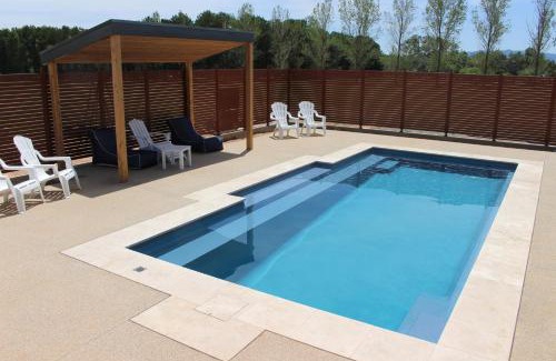Mansfield Casa | 3 WISE MONKEYS, MANSFIELD