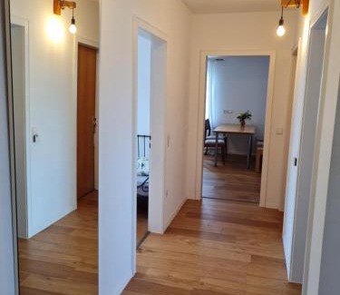 Wolfschlugen Apartamento | 3-Zi-Whg, Nähe Messe Stuttgart, zentral und grün