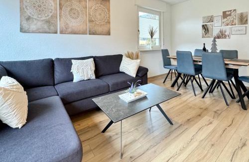Sindelfingen Apartamento | 3 Zimmer Apartment, 80 qm, ruhig und zentrumsnah, max 5 Pers, Balkon, Garage, Internet 300 MBit