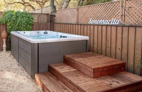 Fetters Hot Springs-Agua Caliente Casa | 30 day rental for a Charming 2-bedroom house in enchanting Sonoma with WiFi
