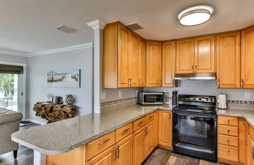 Bay Point Casa | 30% Discounted Rate-Waterfront-Open Water View-Pool-Dock-Kayaks-Parking