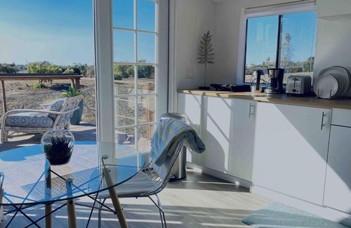 Central Malibu Apartamento | 30 PCT OFF! Malibu Serene Cabin, Ocean View, Beach