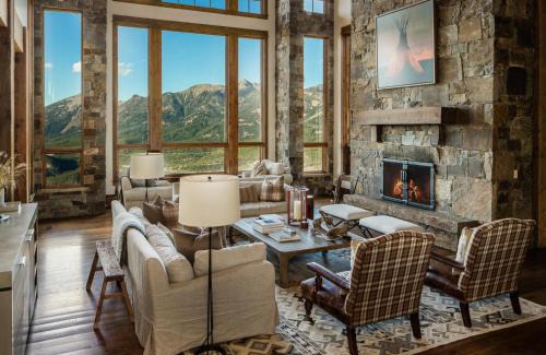 Big Sky Casa | 30 Spur Road by Moonlight Basin Lodging