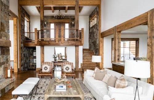 Big Sky Casa | 30 Spur Road by Moonlight Basin Lodging