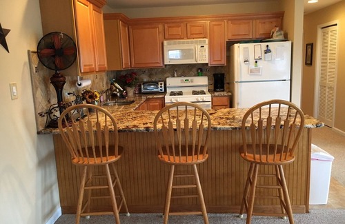 North Wildwood Condominio | 300 E 17th Ave, Unidad F, North Wildwood, NJ