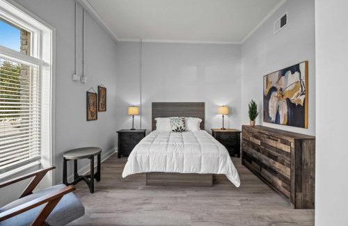 Conway Casa | 300 Laurel Lofts Unit 1