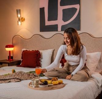 Khattalwada Apartamento | 3000Sqft Ultra Luxury Apartment with Private Cinema In Delhi Poshest Locality Greater Kailash 2