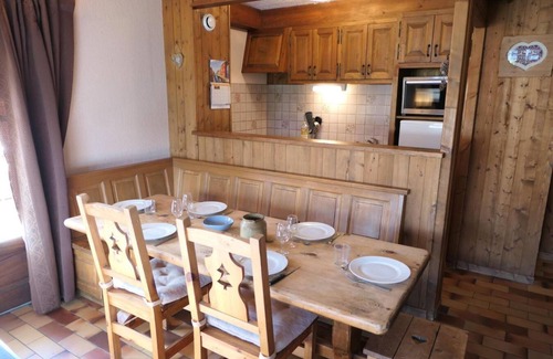 Le Bettex Apartamento | 2.o piso, vista montaña, balcón, parking, tv, 65m², Saint Gervais