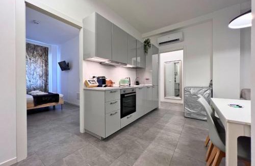Sud-Ovest Apartamento | 300m Verona Fair - Ruffoni House 3 Bedrooms 3 Bath