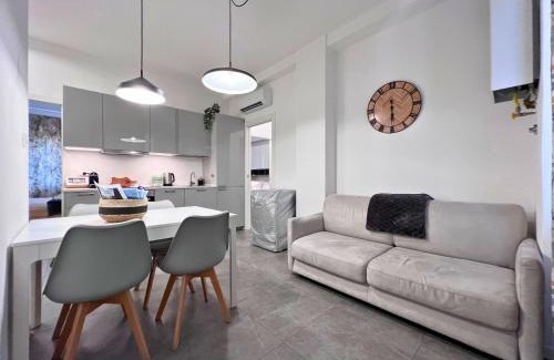 Sud-Ovest Apartamento | 300m Verona Fair - Ruffoni House 3 Bedrooms 3 Bath