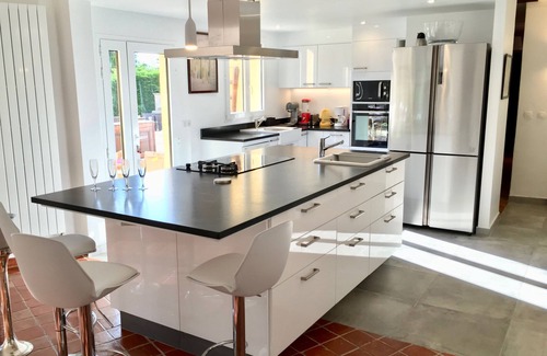 Est Villa | Villa de 300m2, piscina climatizada, jardín de 7000m2, 9 personas - Centro Aix En Provence a 4 km