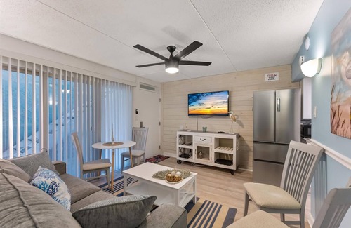 North Wildwood Condominio | 301 Ocean Ave, Unit 106 - The Harbor Light