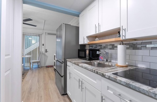 North Wildwood Condominio | 301 Ocean Ave, Unit 106 - The Harbor Light