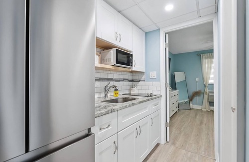 North Wildwood Condominio | 301 Ocean Ave, Unit 110 - The Harbor Light